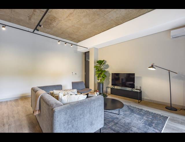 2 BEDROOM APARTMENT FOR SALE IN SANDOWN